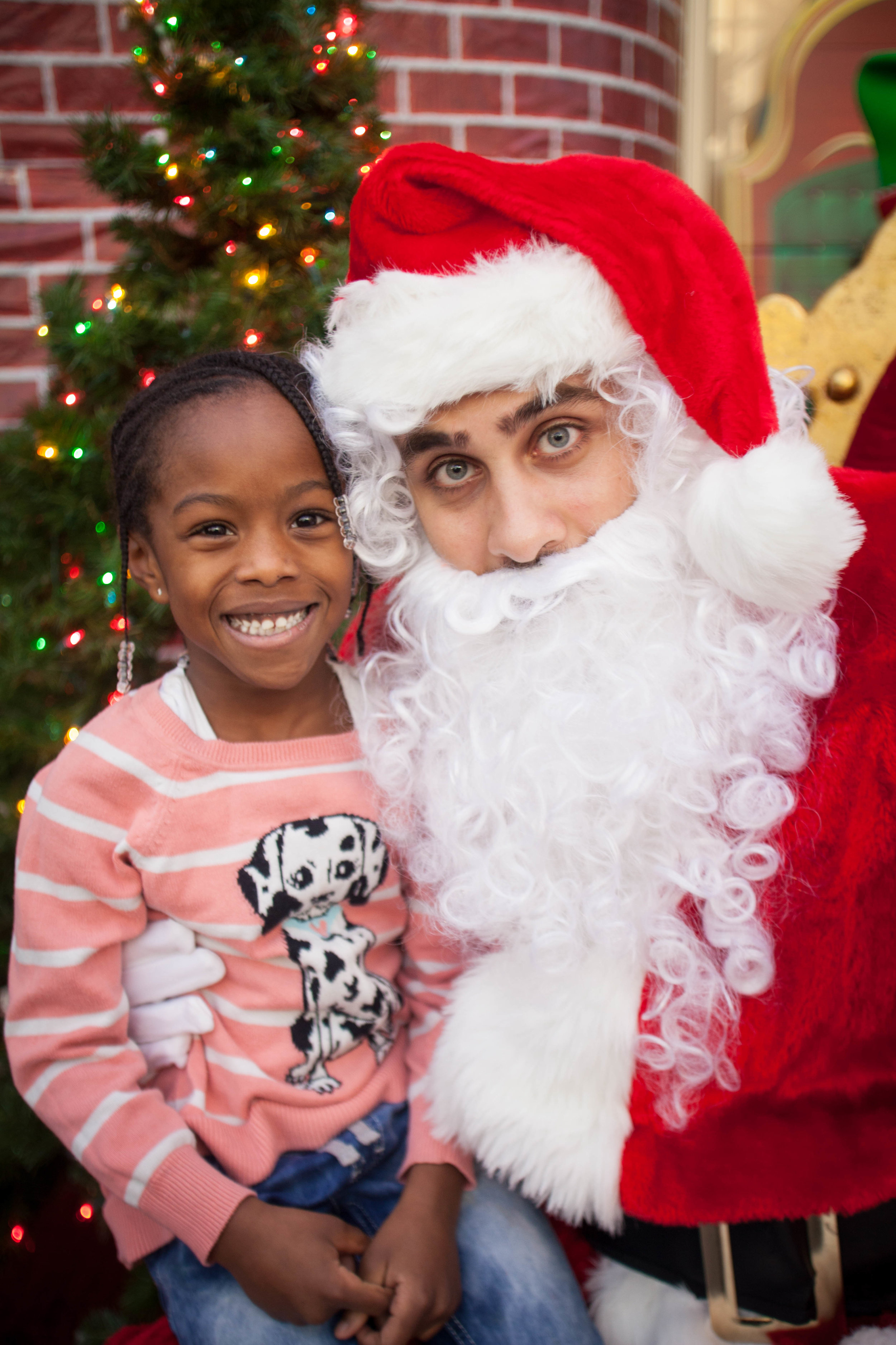 hope-holiday-party-2016_31457999362_o.jpg