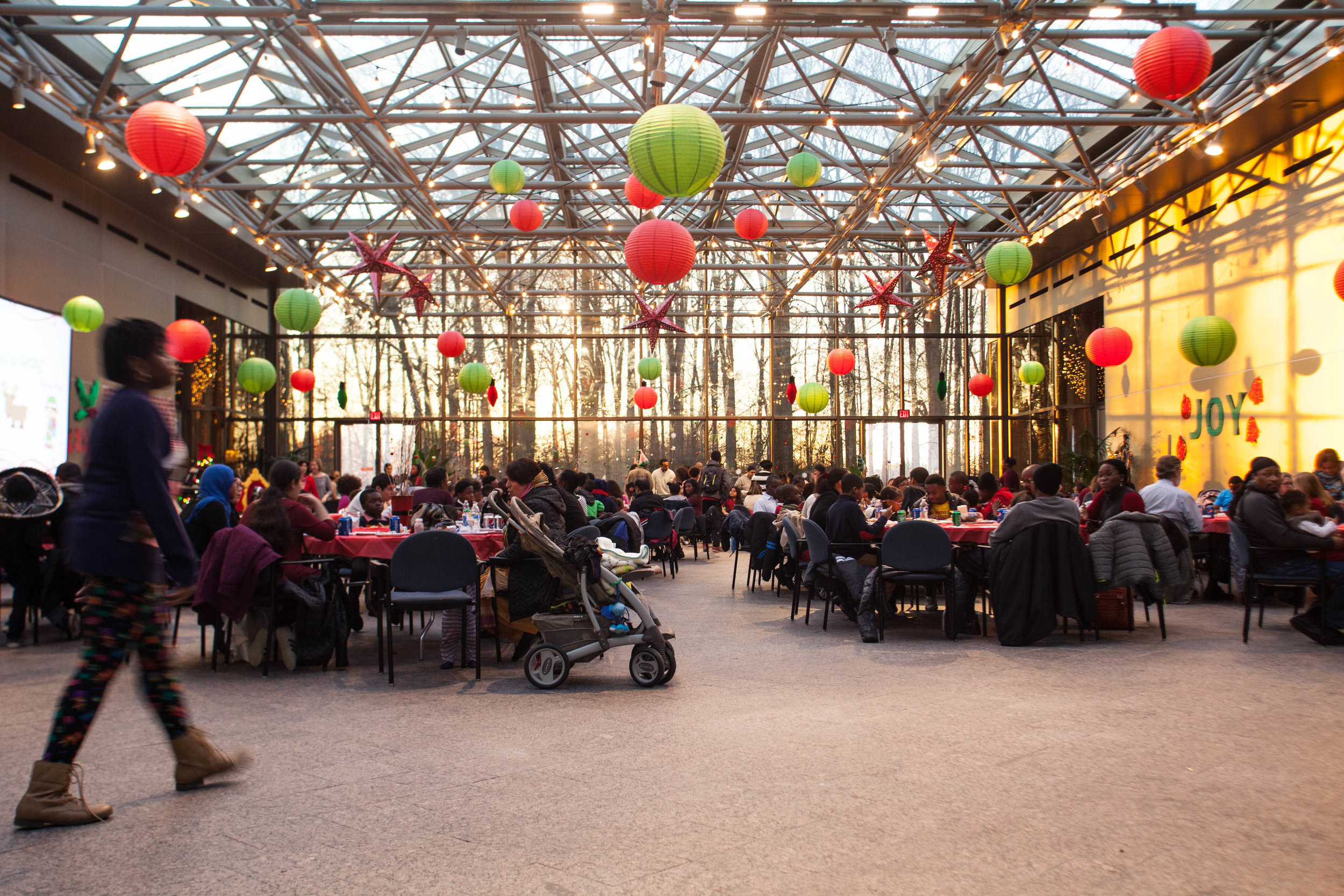 hope-holiday-party-2016_31604864155_o.jpg