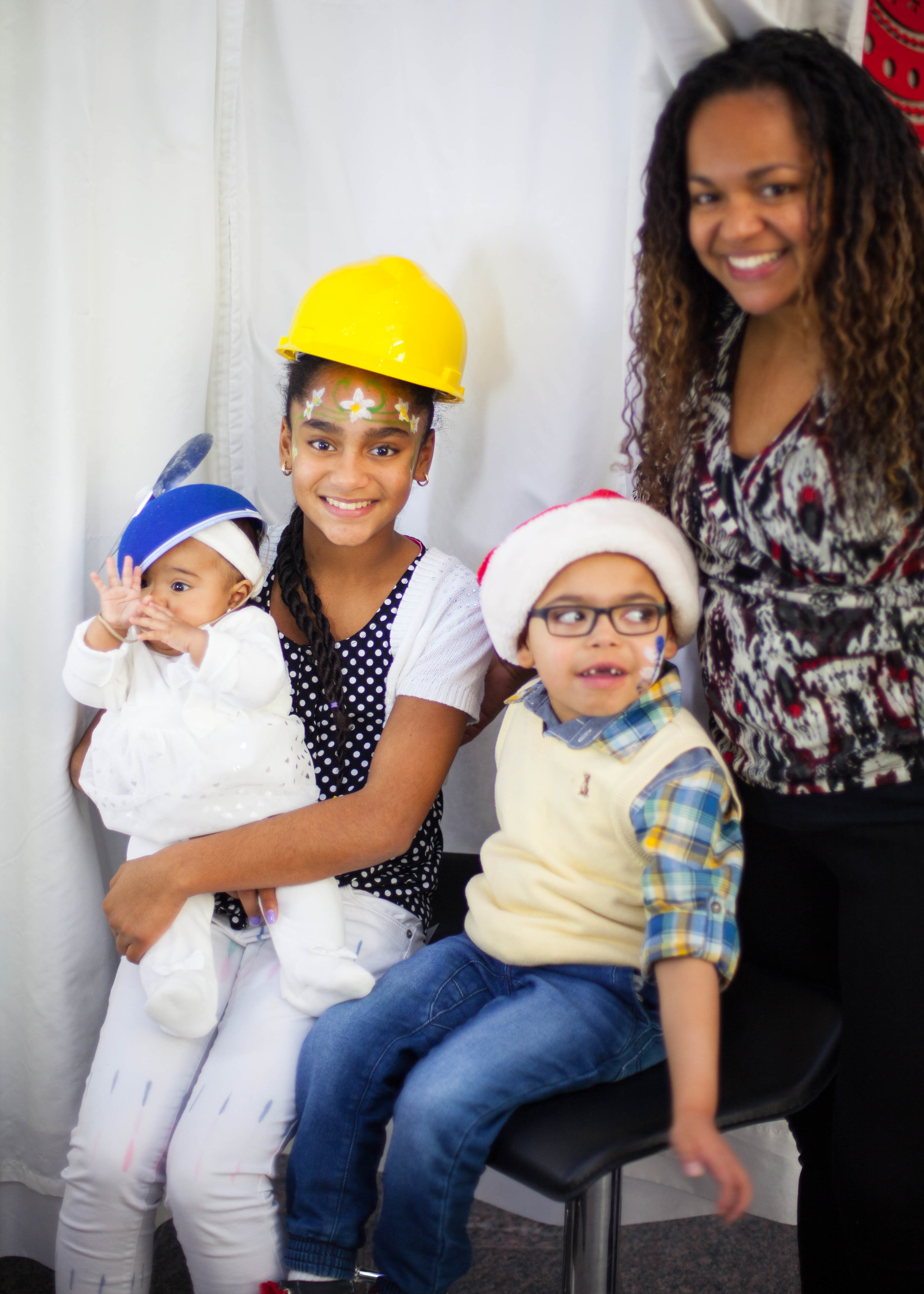 hope-holiday-party-2016_31457971722_o.jpg