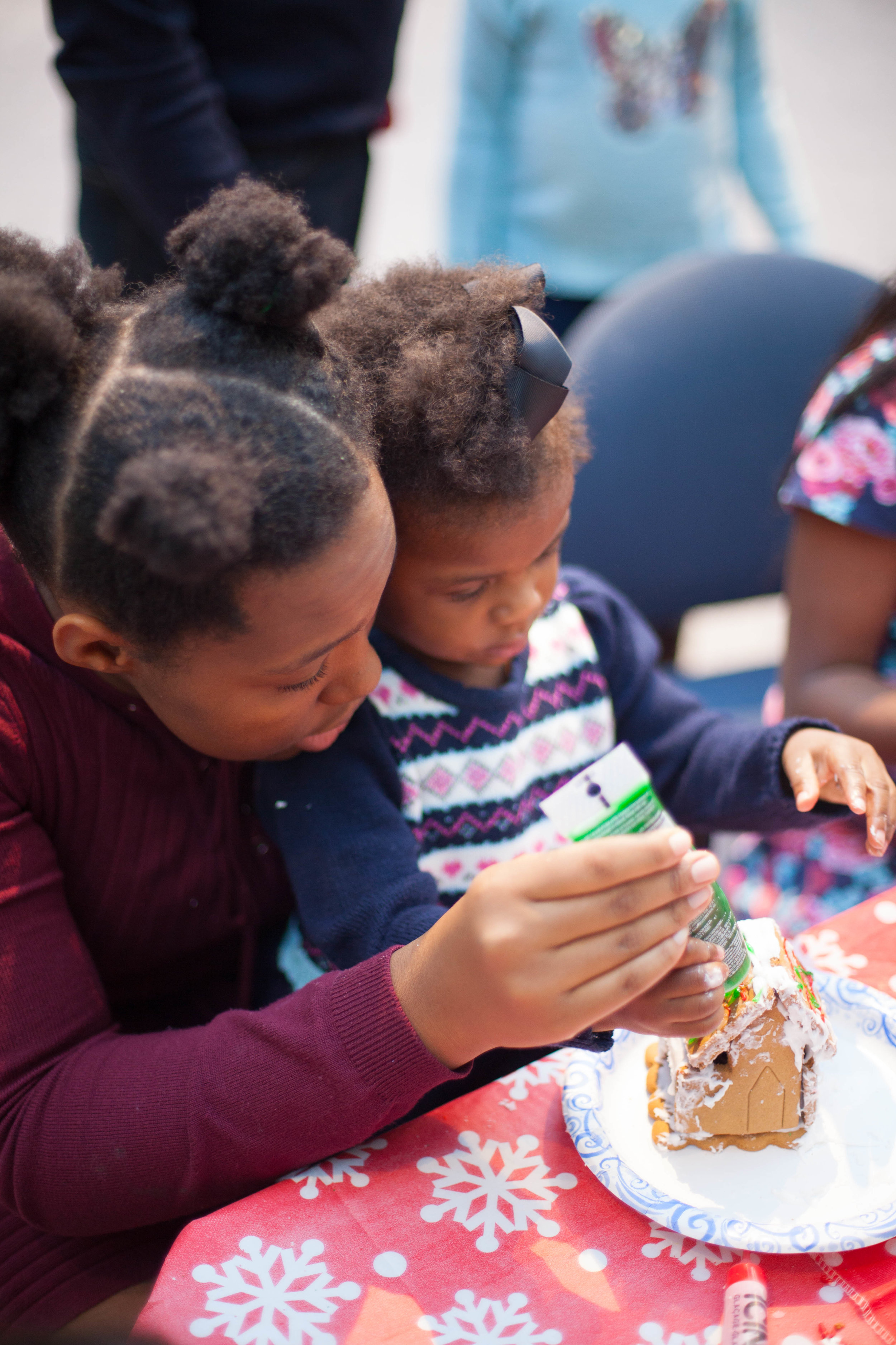 hope-holiday-party-2016_31457996352_o.jpg