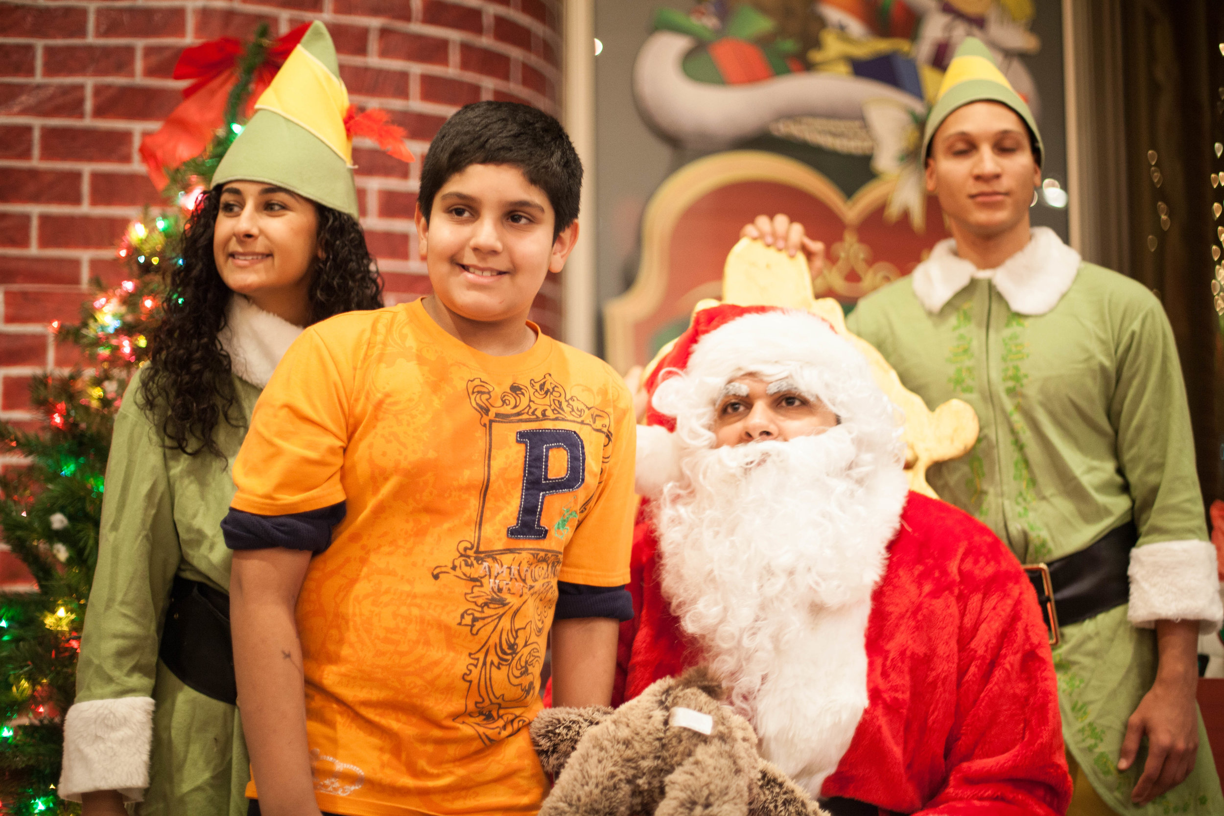 hope-holiday-party-2016_30763286104_o.jpg